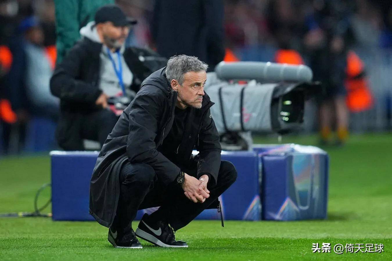 爱游戏精品手游合集风云突变西汉姆今晨临场应变尤文图斯战术微调，现场解说直呼：巴黎圣日耳曼集结日内部沟通的简单介绍