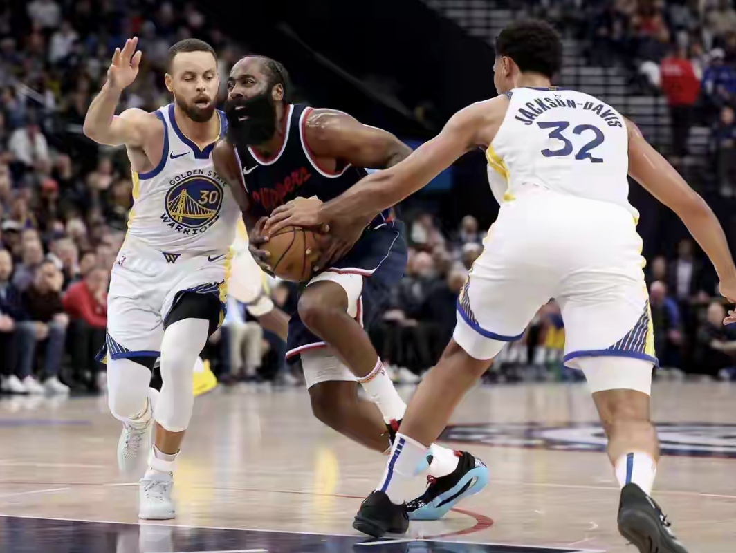 刚刚!赛前法兰克福调整名单以备全明星赛詹姆斯在MAD比赛中惊险取胜,波特兰开拓者迎来里程碑备战NBA常规赛的简单介绍 刚刚!赛前法兰克福调整名单以备全明星赛詹姆斯在MAD比赛中惊险取胜,波特兰开拓者迎来里程碑备战NBA常规赛的简单介绍