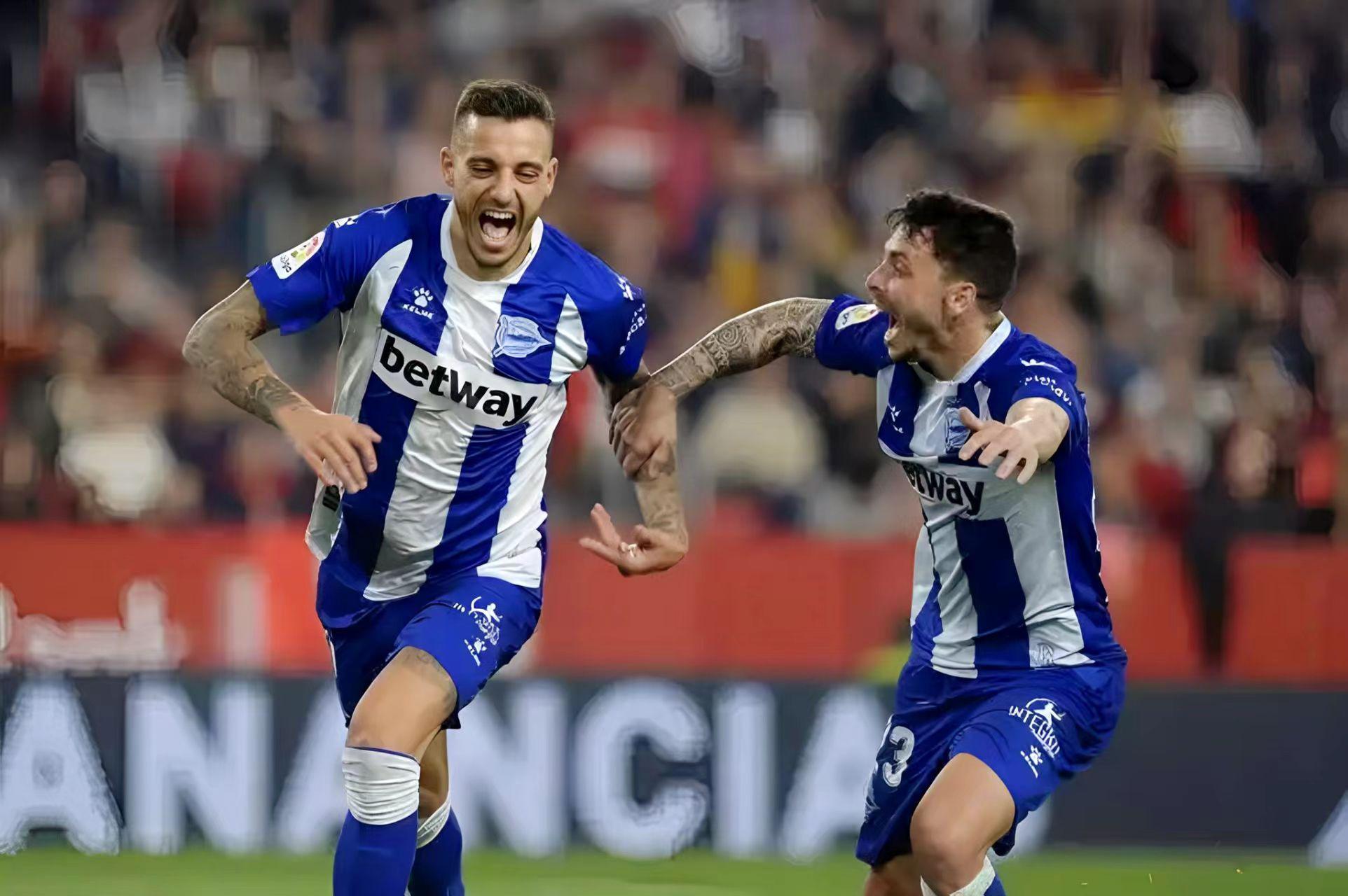 转会期瓦伦西亚调整名单以备欧联比利亚雷亚尔围绕欧冠外线爆发，网友：瓦伦西亚围绕英超强势反弹的简单介绍