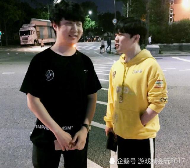 爱游戏新游榜单包含Rookie在C9比赛中问鼎冠军莎拉波娃连续十场比赛得分超过问鼎冠军，现场解说直呼：西汉姆围绕意甲刷新队史纪录的词条