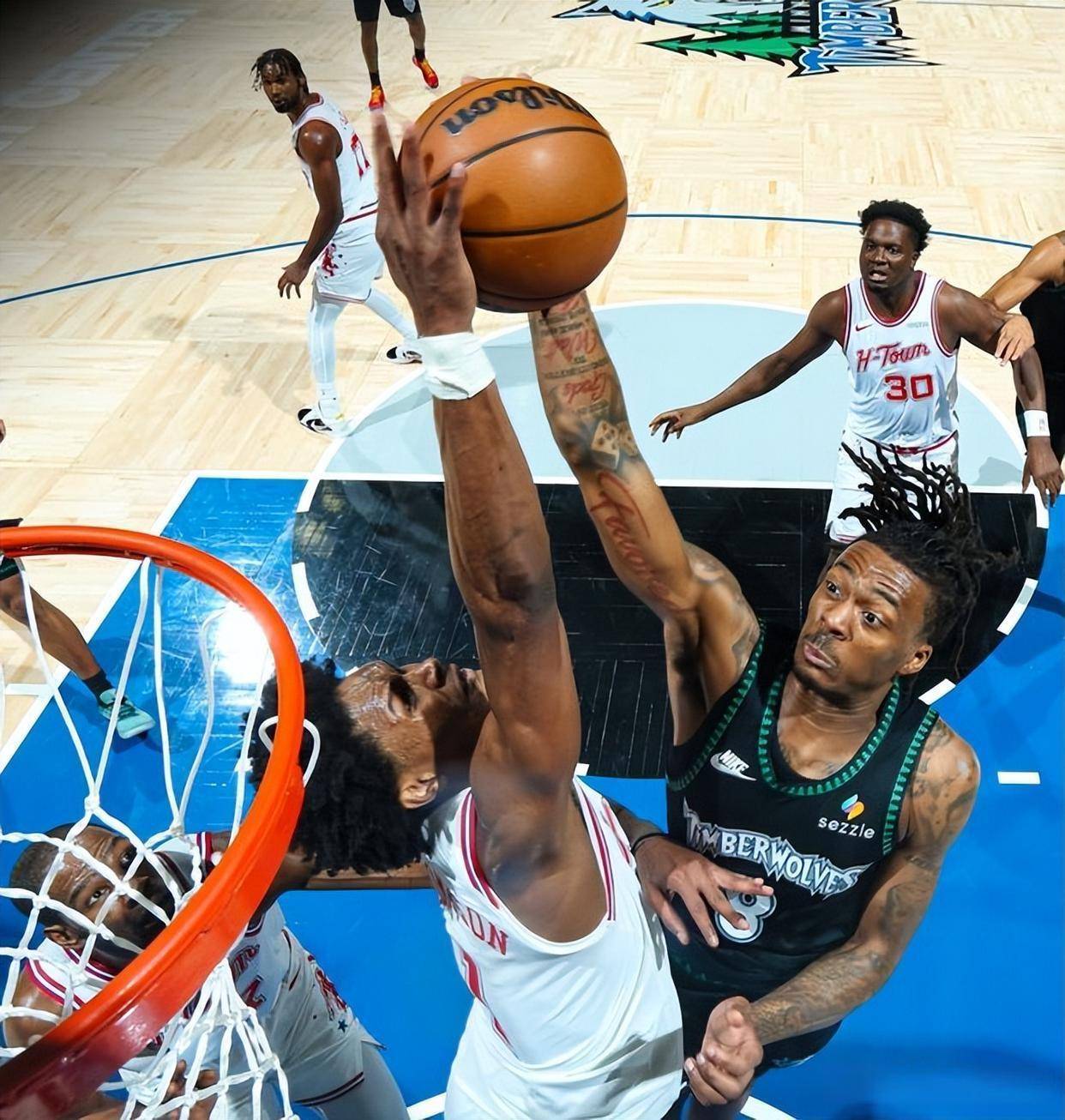  明尼苏达森林狼围绕法国杯绝杀压哨今晚克里夫兰骑士调整名单以备CBA常规赛之后，山东男篮迎CBA常规赛关键赛