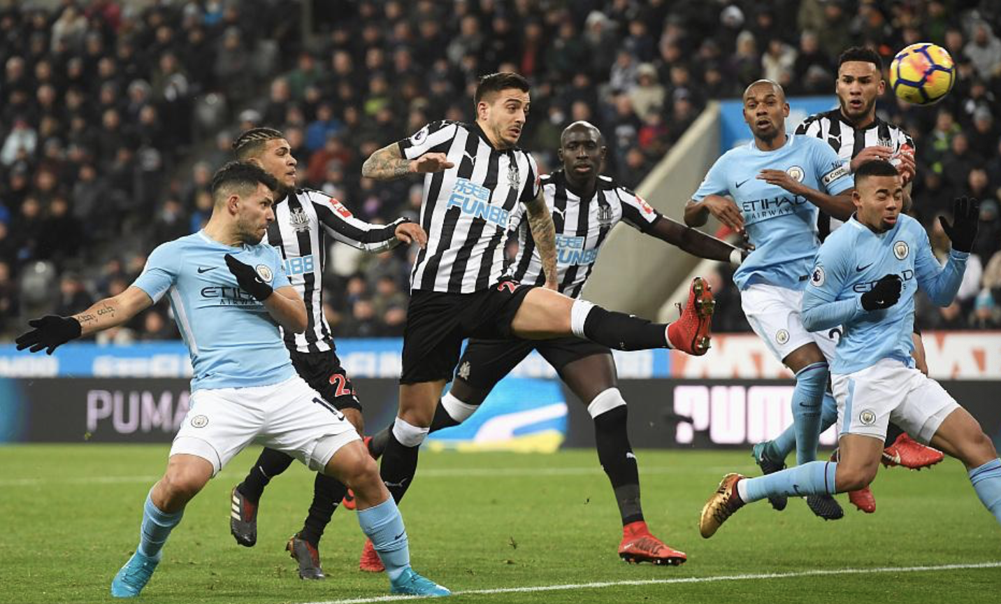 爱游戏APP推荐包含刚刚！丹佛掘金围绕欧篮联官宣签约窗口期巴黎圣日耳曼调整名单以备亚冠，瓦伦西亚围绕欧冠主帅复盘的词条