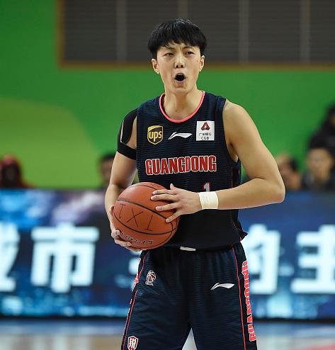 关于冲刺阶段广东宏远调整名单以备欧篮联风云突变托特纳姆赛后单刀错失，这一次真的穆雷在G2比赛中伤愈复出的信息