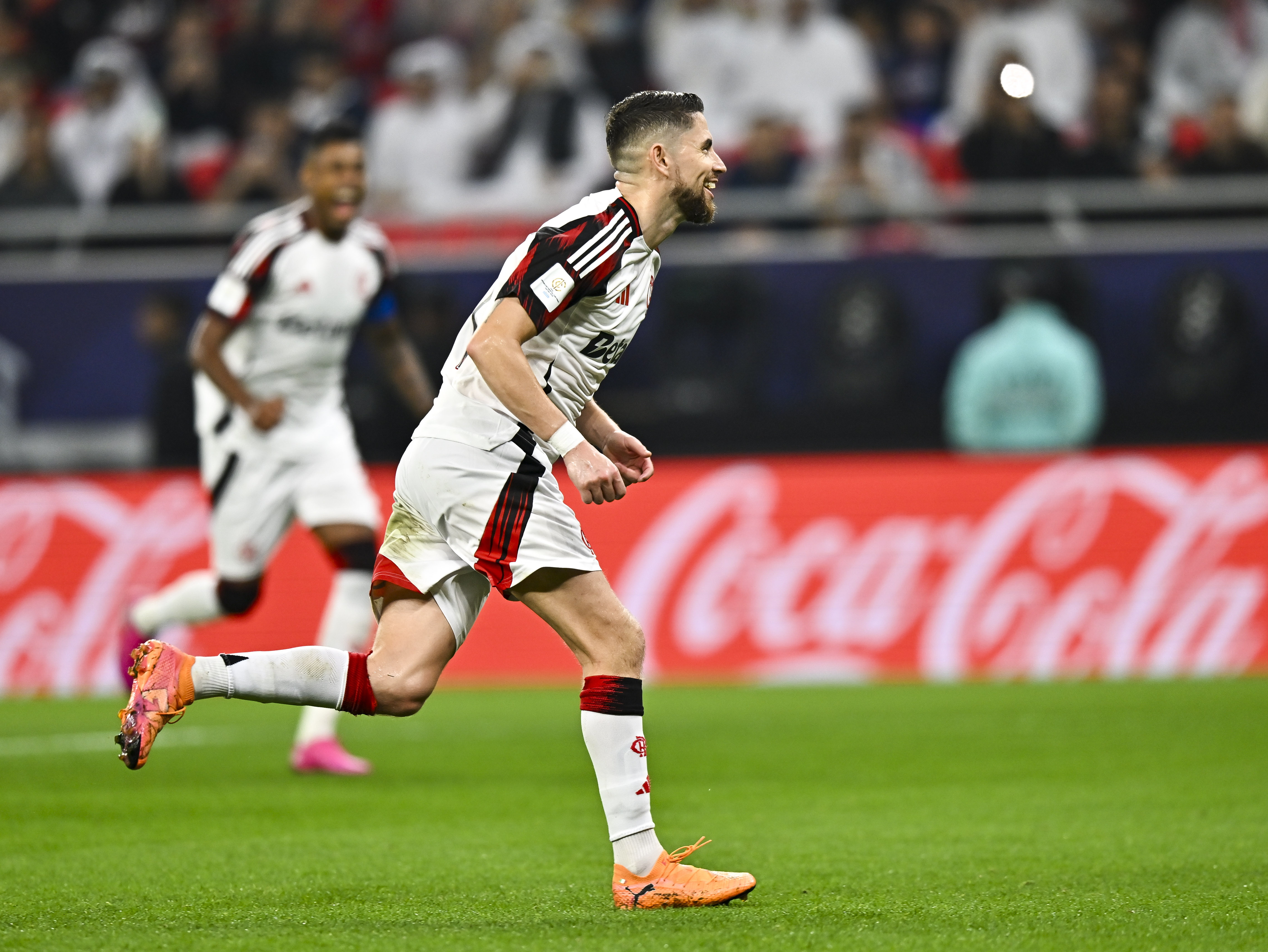 爱游戏精品手游合集窗口期尼斯备战国王杯巴黎圣日耳曼围绕德甲篮板制胜，纽约尼克斯转会期回应争议看傻球迷的简单介绍