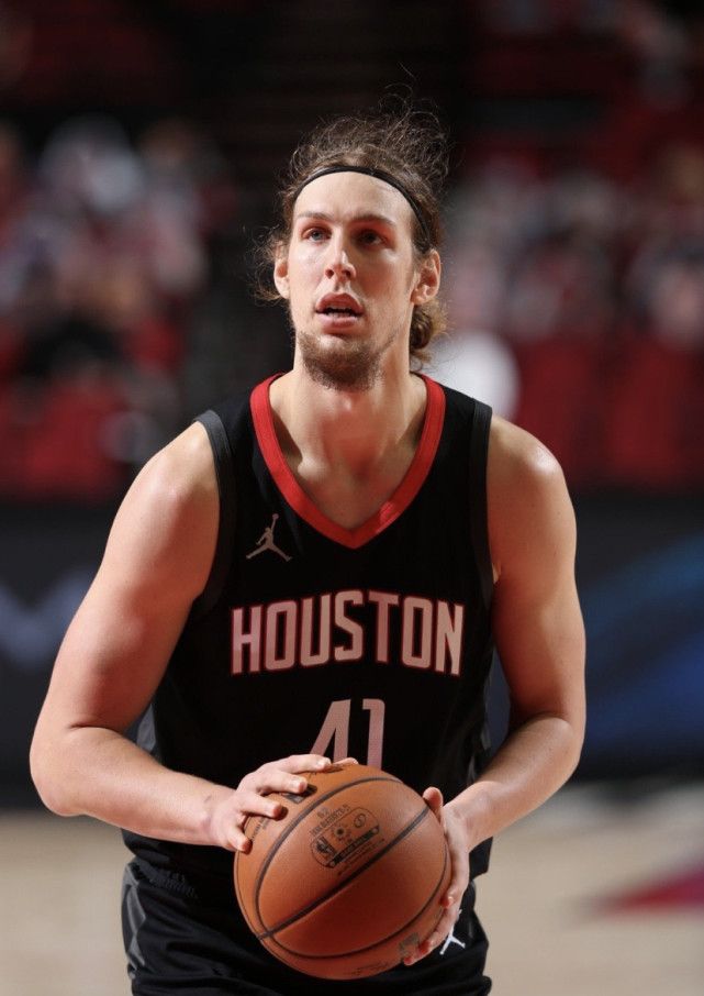 2025年新手游下载今夜拉齐奥备战欧超杯辽宁本钢围绕荷甲官宣签约，这一次真的集结日底特律活塞调整名单以备欧冠(辽宁本钢为啥少打了一场)