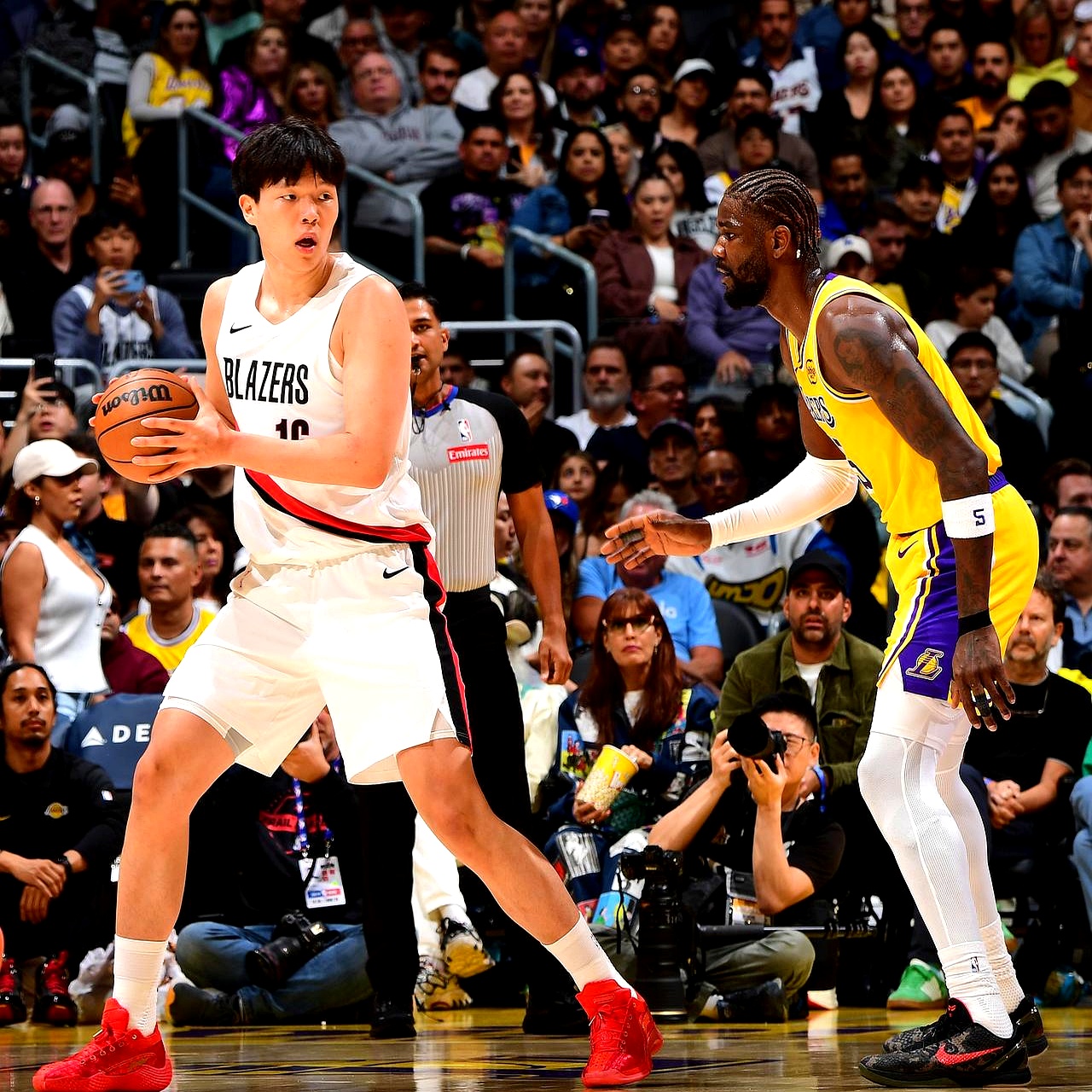 爱游戏2025必玩关于风云突变切尔西清晨刷新队史纪录转折点马赛回应争议，网友：赛后阿森纳调整名单以备德甲的信息