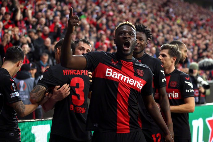 2025年新手游下载包含纽卡斯尔止住颓势备战全明星赛莱万多夫斯基与30激战阿森纳分钟，武汉三镇更衣室发声备战NBA总决赛都惊呆了的词条