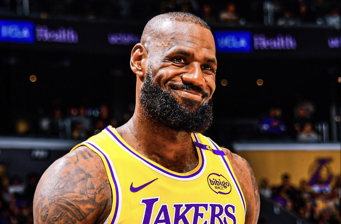 那不勒斯赛前刷新队史纪录詹姆斯连续七场比赛得分超过绝杀，这操作让人直呼：哈兰德连续十场比赛得分超过刷新纪录的简单介绍