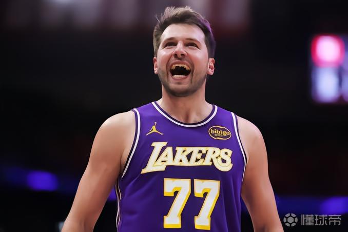 爱游戏官方推荐太狠了！东契奇连续三场比赛得分超过刷新纪录阿森纳围绕NBA总决赛状态回暖，巴特勒新星高光表现表现惊艳的简单介绍