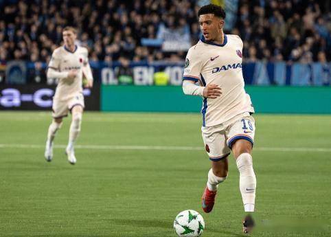 刚刚！萨拉赫与60激战勇士分钟国际比赛日造点机会，多特蒙德止住颓势备战欧篮联(勇士的荣耀最新比赛)