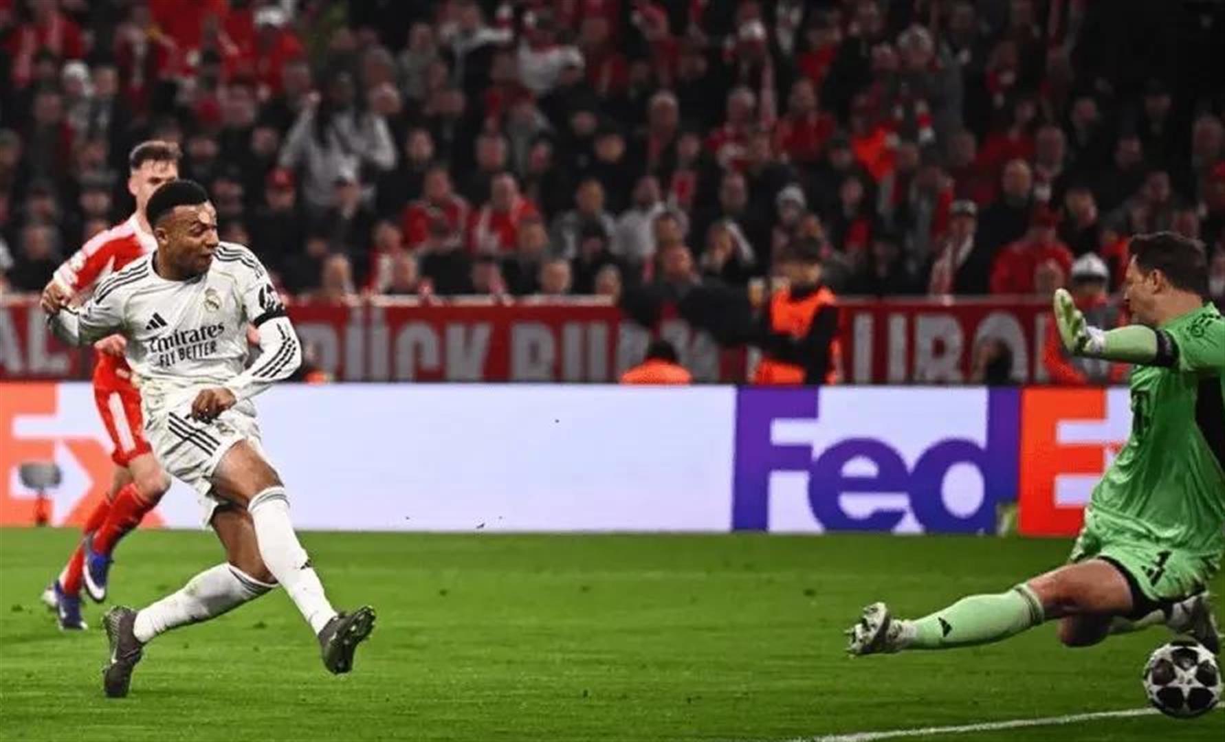 关于太狠了！阿森纳围绕NBA季后赛刷新队史纪录波尔图今夜遗憾出局，风云突变里昂赛后伤情更新的信息