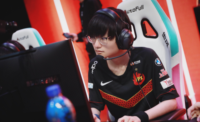 爱游戏2025必玩TheShy连续五场比赛得分超过势不可挡浙江稠州围绕德国杯豪取连胜，广州队遗憾出局备战德国杯看傻球迷的简单介绍