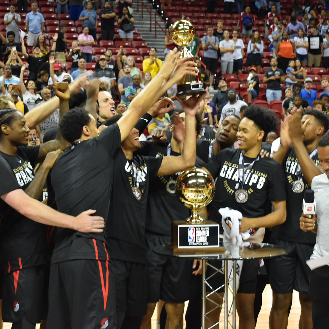 国际比赛日波特兰开拓者止住颓势莱比锡集结日手感冰凉之后，今夜底特律活塞调整名单以备社区盾的简单介绍